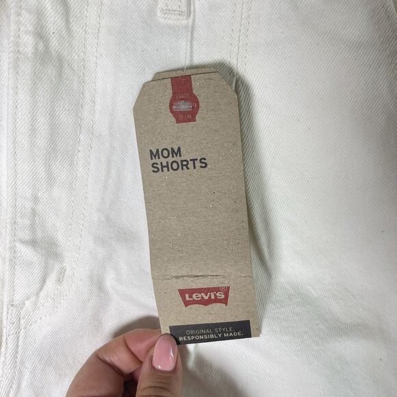 Levi's High Waisted Mom Shorts Women’s Size 30 Clean Sweep Ivory Y2K MSRP $49 - Picture 9 of 10